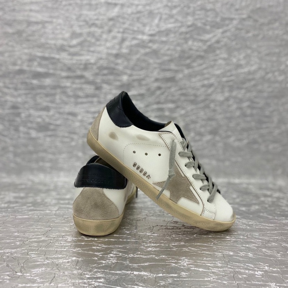 Golden Goose Superstar